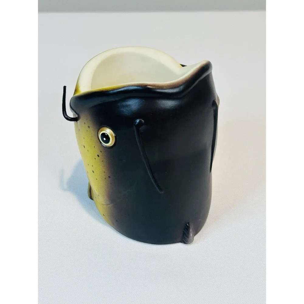 Double Walled CATFISH Fish Head Beer Pop Can Cooler Holder REP Novelty